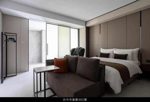 1 queen bed
