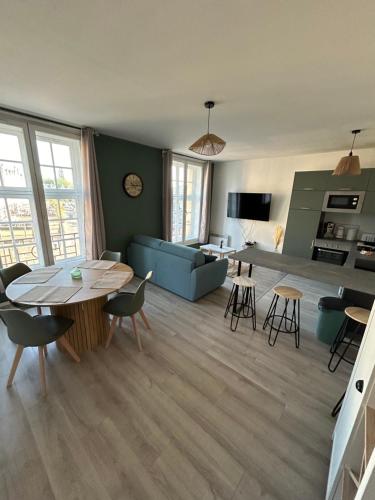 The Best View 65 Grand place Superbe vue avec Jaccuzi in Arras