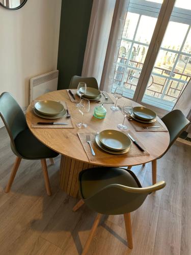 The Best View 65 Grand place Superbe vue avec Jaccuzi in Arras