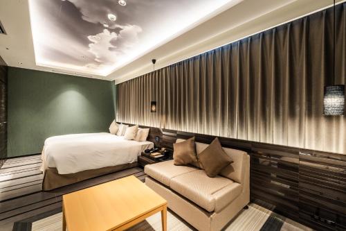 Large Twin Room