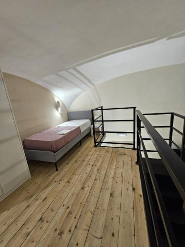 Twin Room image 8