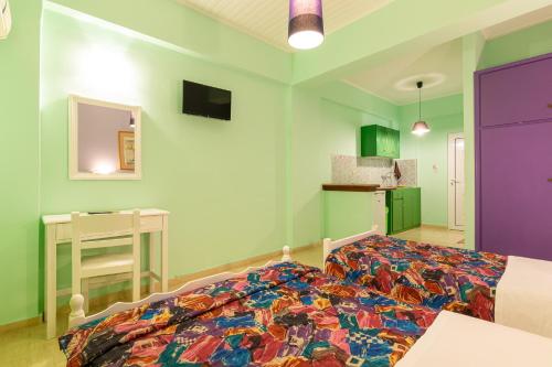 Ni-Mar Studios & Apartments - image 13