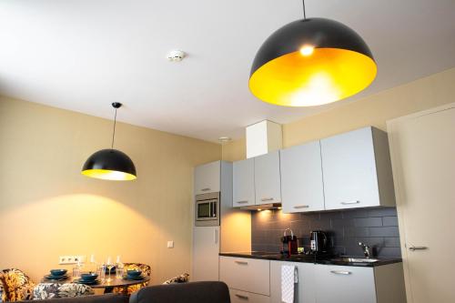 Golden Mansion Apartments - image 8