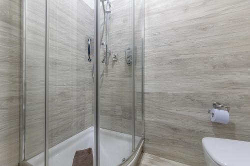 CHEZROMYK the Kosher B&B - image 9