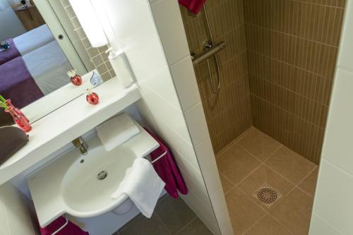 Best Hotel Reims Croix Blandin - image 12