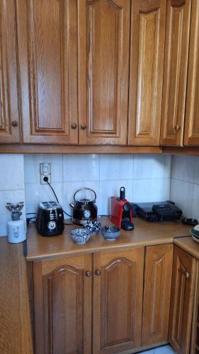 3 Bedroom Luxury Athens Downtown - image 14