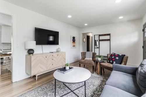 Chic Retreat Near Downtown Nashville home in Nashville, USA
