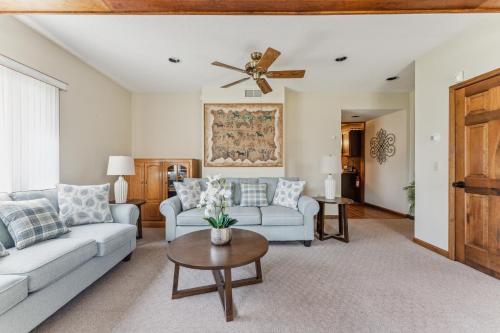 Niagara Falls Getaway- Perfect Place to Unwind home - image 2