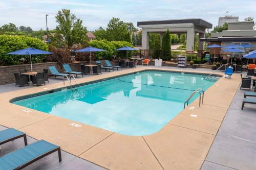 Hampton Inn Manchester Downtown in Manchester, USA