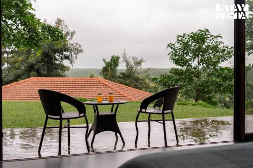 Iekārtas, 372m² 4 guļamistaba, 4 privāta vannas istaba Villa Khambale
 (StayVista at Stonescape Villa) in Khambale