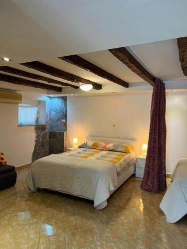 Bernarda in ซคระซิซี