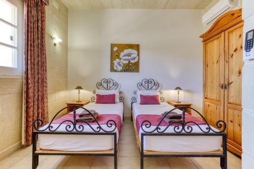 Gozo Village Holidays - image 5