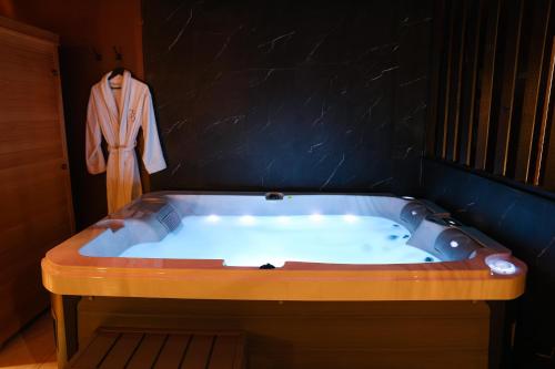Suite d exception avec spa privatif in Arnouville