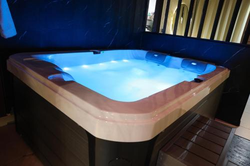 Спа, Suite d exception avec spa privatif in Arnouville