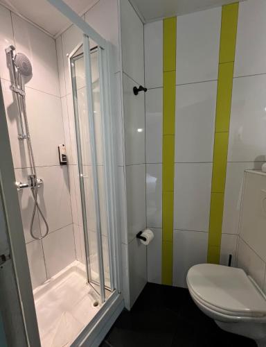 Vintage Paris Gare du Nord by Hiphophostels - image 14