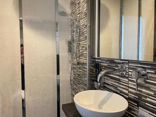 Hotel Oepkes - image 2