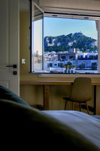 Smart Home Apartment next to Exarcheia Square, Ateny