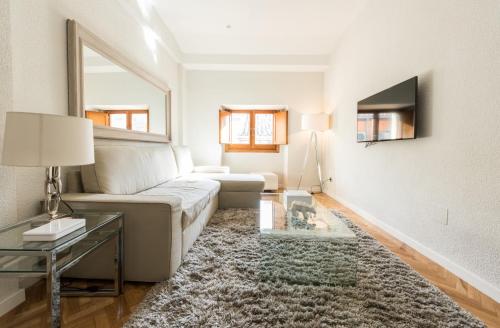 Chueca Penthouse - main image