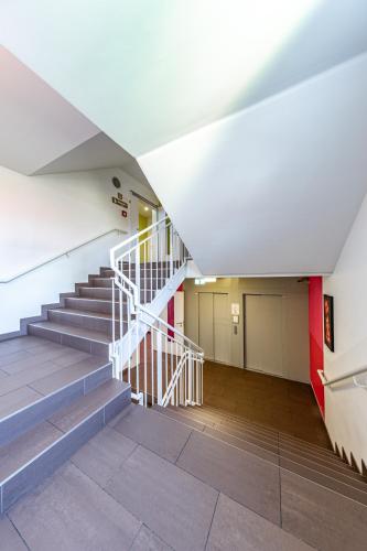 a&t Holiday Hostel - image 7