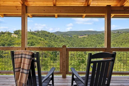 Cabin Goals ✨ Private Pool, Hot Tub + Epic Views! - Eaglebend Cabin image