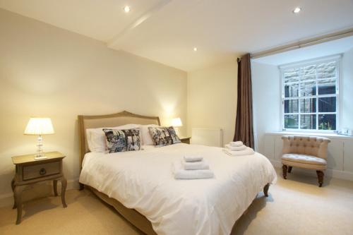 Edlets Collection - The Dundonald Apartment, Edinburgh (photo 2)