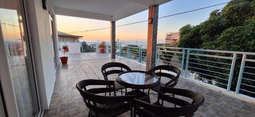 Kyo Villa in Oyster Bay