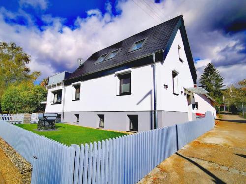 Ferienhaus Moni Gunningen in Hausen ob Verena