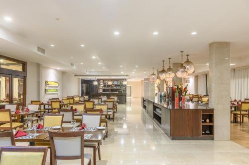 Restaurant, Exe Hotel Cataratas in Puerto Iguazu