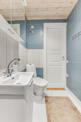 Brand new 3BR family friendly house with huge garden Brand new 3BR family friendly house with huge garden