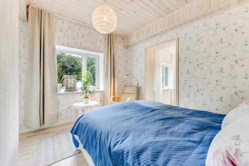 Brand new 3BR family friendly house with huge garden Brand new 3BR family friendly house with huge garden