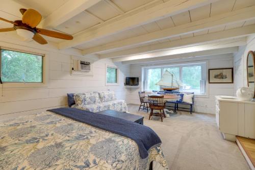 Cozy Nantucket Cottage on St Marys River! - image 11