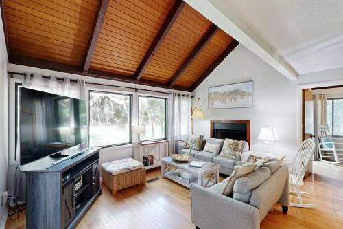 809 Treeloft Cottage in Seabrook Island, USA