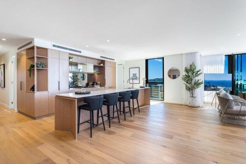 Panoramic Penthouse Views