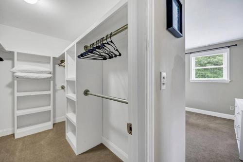 Hamilton Home Playground 2BR