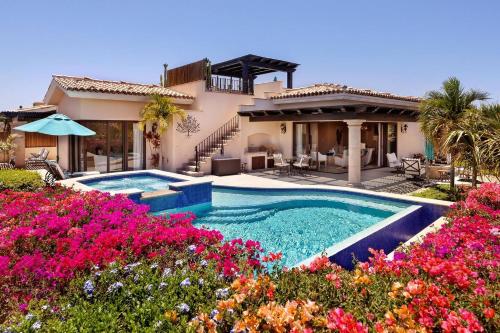 3BR Casita Including Transport and Golf Cart in Cabo San Lucas, Mexico