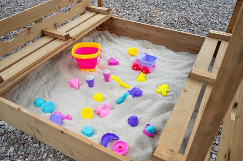 Mirage Peak Manor Luxury Villa Pool Spa Games Hosted by Relaxtay