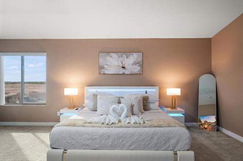 Mirage Peak Manor Luxury Villa Pool Spa Games Hosted by Relaxtay