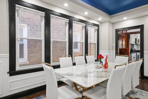 Oprema, Gorgeous 5 BR Gem with Games in Ashburn