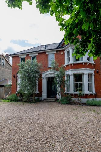 Exterior view, EBS London Stay in Greater London South East