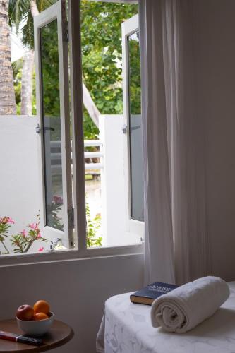 Standard  Double Room image 5