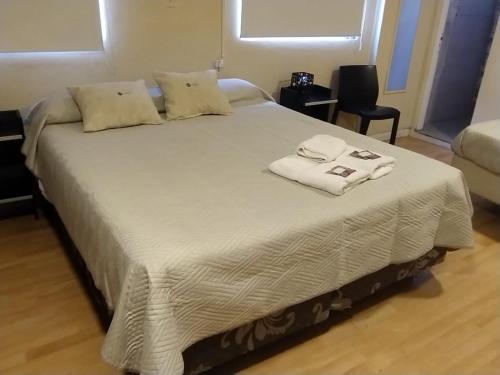 1 queen bed