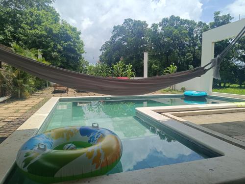 Заобикаляща среда, Cómodo apartamento con piscina (Comodo apartamento con piscina) in Rivas