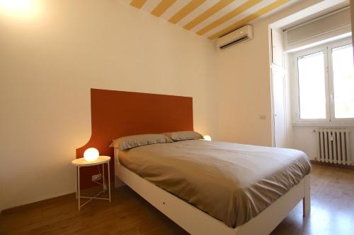 Garbatella 2BR Holiday House, Рим (фото 7)