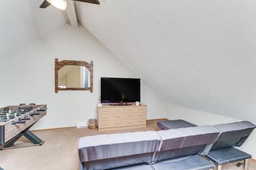 Centrally Located Angel Fire Condo about half Mi Resort Centrally Located Angel Fire Condo about half Mi Resort