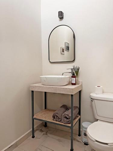 Suites ciento 37 in León, Mexico
