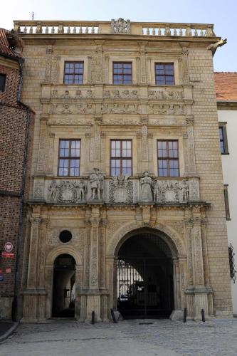Piast Castle Apartment Brzeg