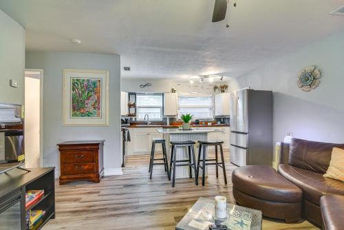 Largo Duplex with Patio, Near Beaches and Dining! in Largo, USA