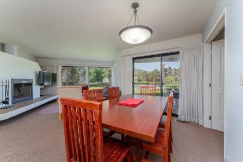 Iekārtas, Tennis Village at Wapato Point Resort in Mensona (WA)