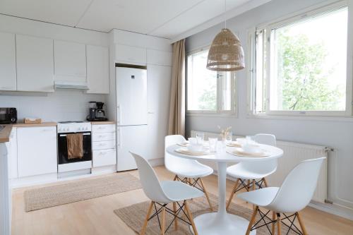 Stylish 66m2 apartment with private sauna and balcony, Helsinki