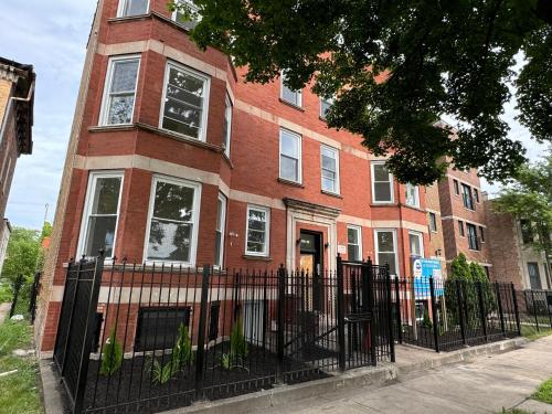 Exterior view, Chic Euro City Getaway- Close to Downtown in Grand Boulevard